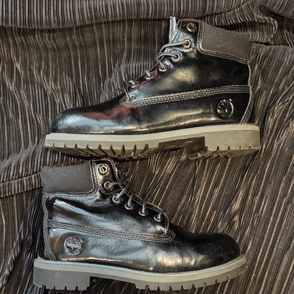 Timberland Kids  Black Leather Boots